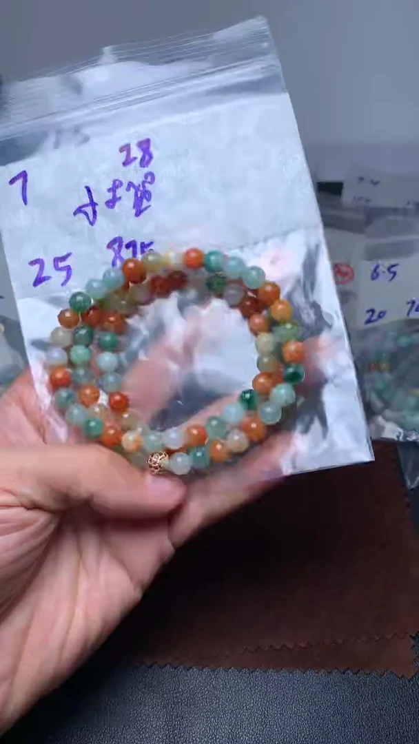 未镶嵌定制翡翠小*莲毛货需精细抛光 拍一发一