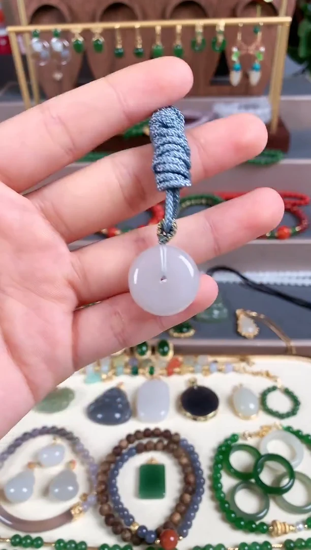 吊坠(不含链)未镶嵌和田玉1