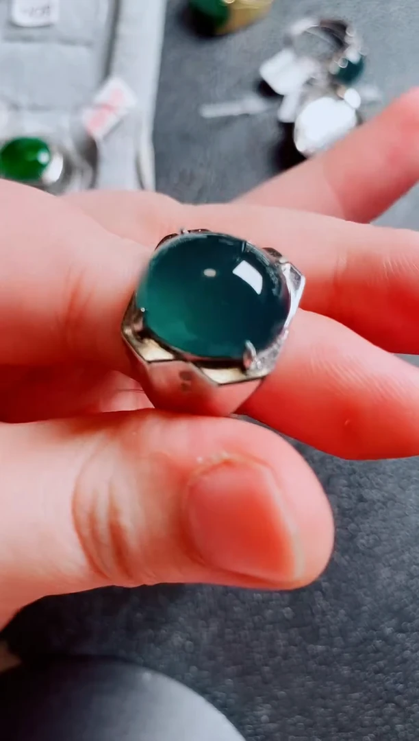银S925镶嵌戒指翡翠1111
