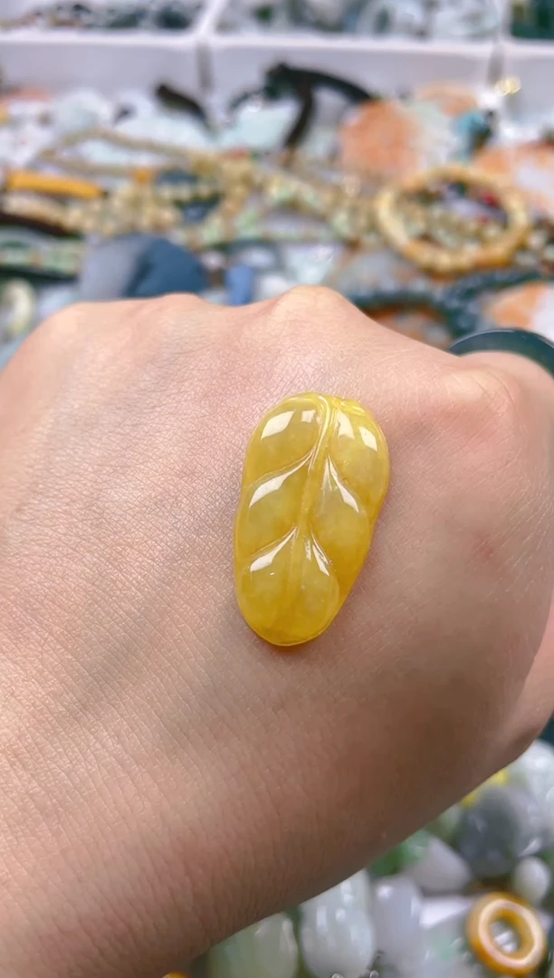 【闪购商品】翡翠颈饰未镶嵌/C/翡翠A货一图一物