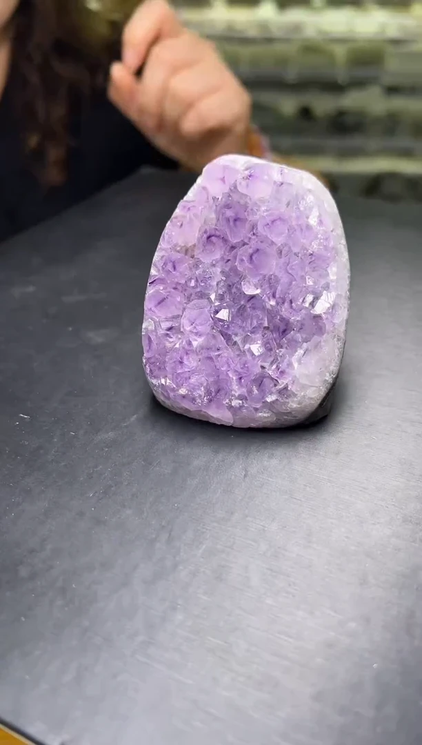 未镶嵌珠宝半成品水晶紫晶块摆件        300-350g M57877