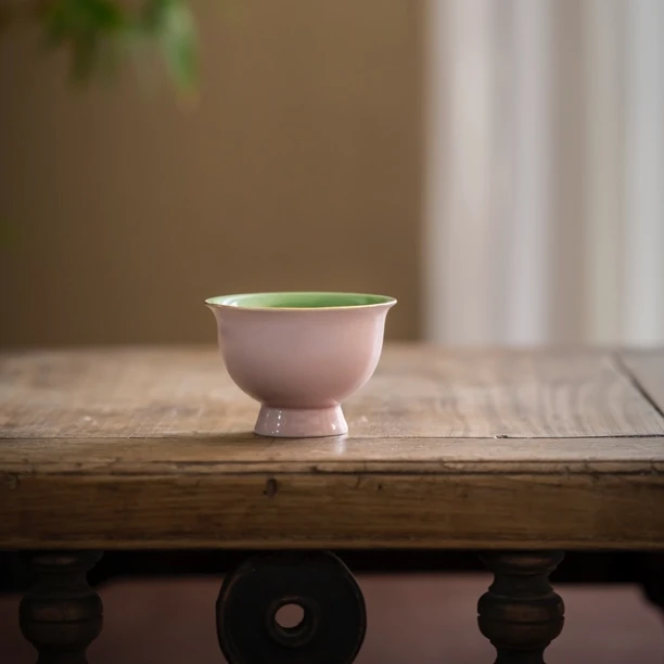 四海【春粉夏绿双色釉高足主人杯】高温陶瓷双色釉茶道器具茶杯70ml