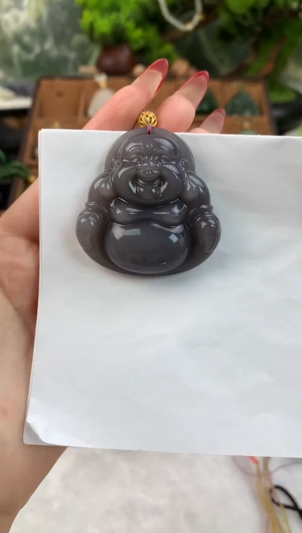 颈饰未镶嵌和田玉吊坠