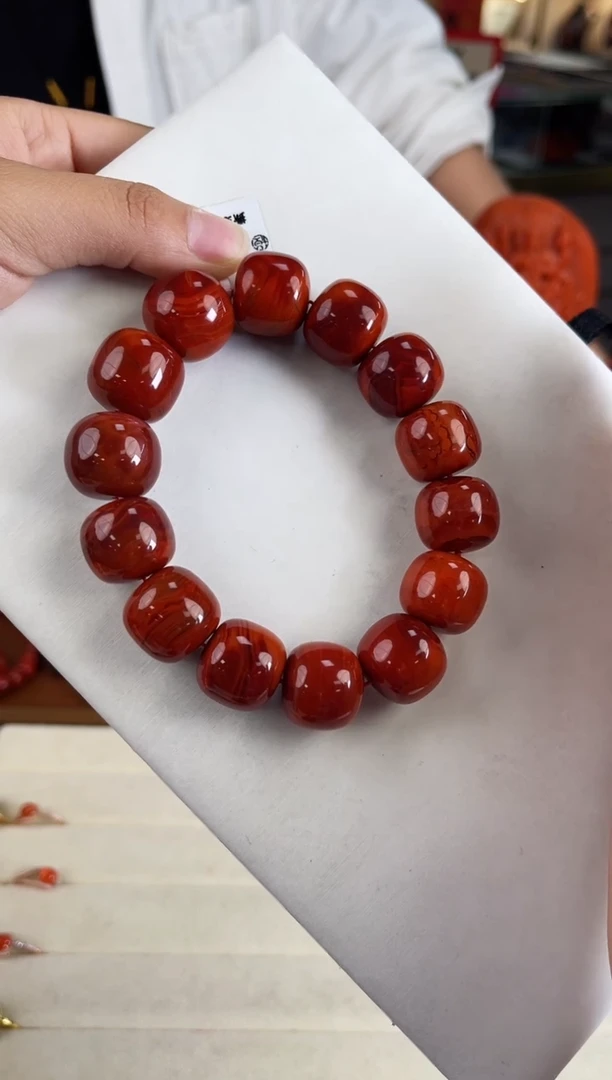 未镶嵌瓦西牛血老型手串17mm南红玛瑙（多样式发其一）