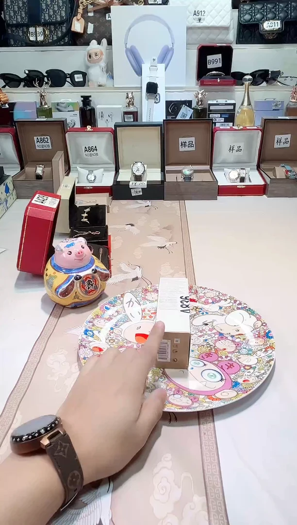 瓷片瓷器 库房到期 全部地板价@@1