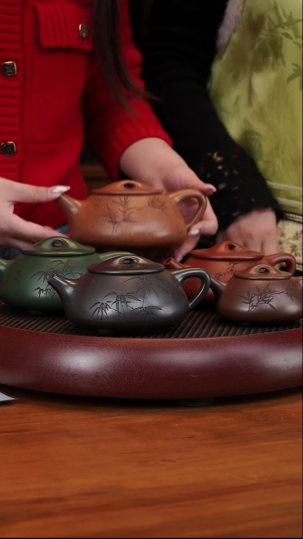 【闪购商品】紫砂茶壶1-130顾洪军传奇五瓢五色土