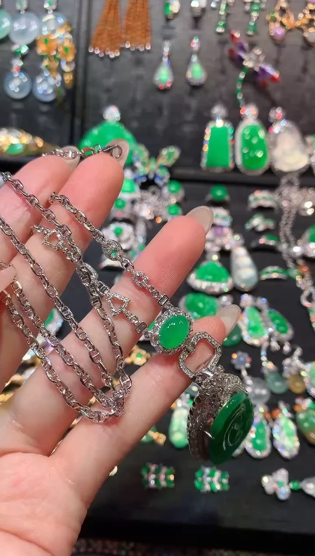 颈饰18K金镶嵌翡翠158-百搭链（不含吊坠）