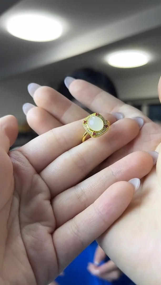 未镶嵌戒指和田玉（多样性发一件）