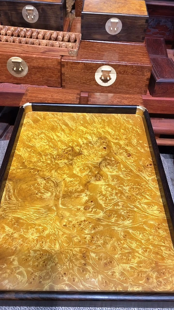 香樟木大茶盘一个