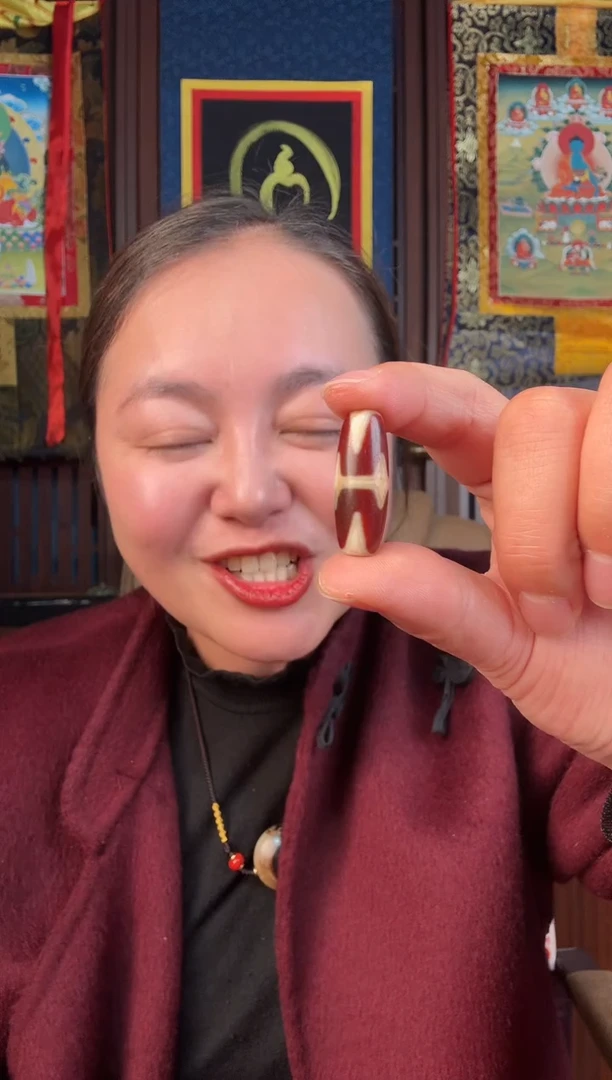 无非金属藏地红肉古珠