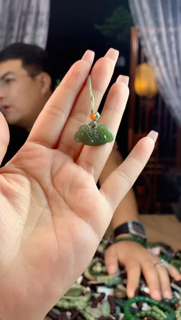 【闪购商品】和田玉挂件未镶嵌多样性发货拍一发一
