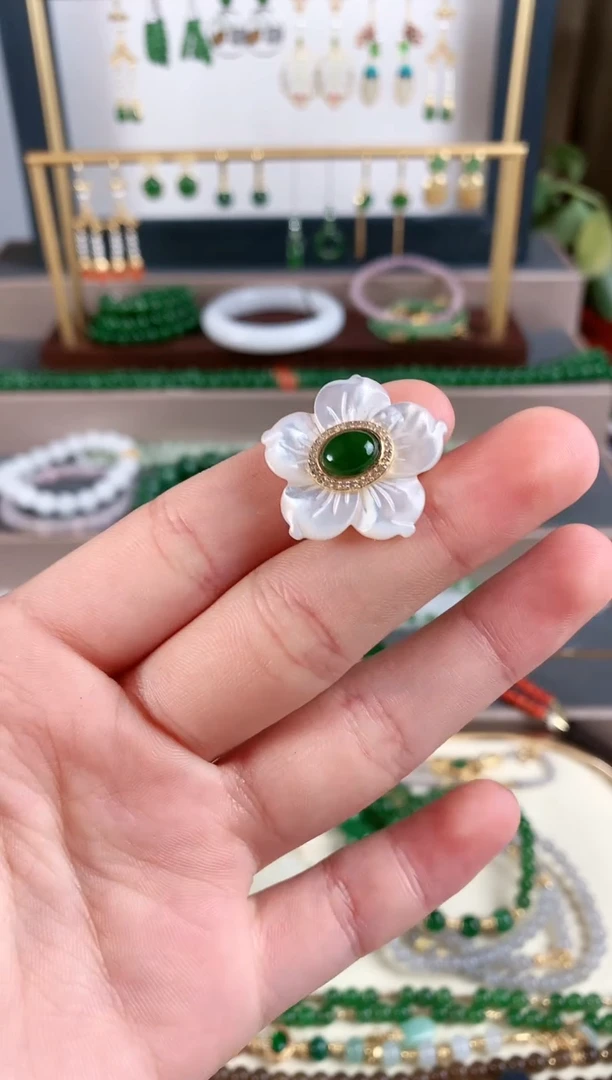 吊坠(不含链)银S925镶嵌和田玉1