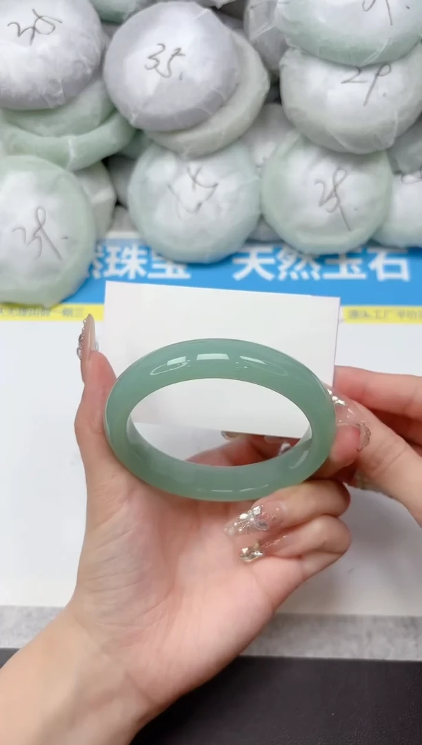 未镶嵌手镯石英质玉41-61.3