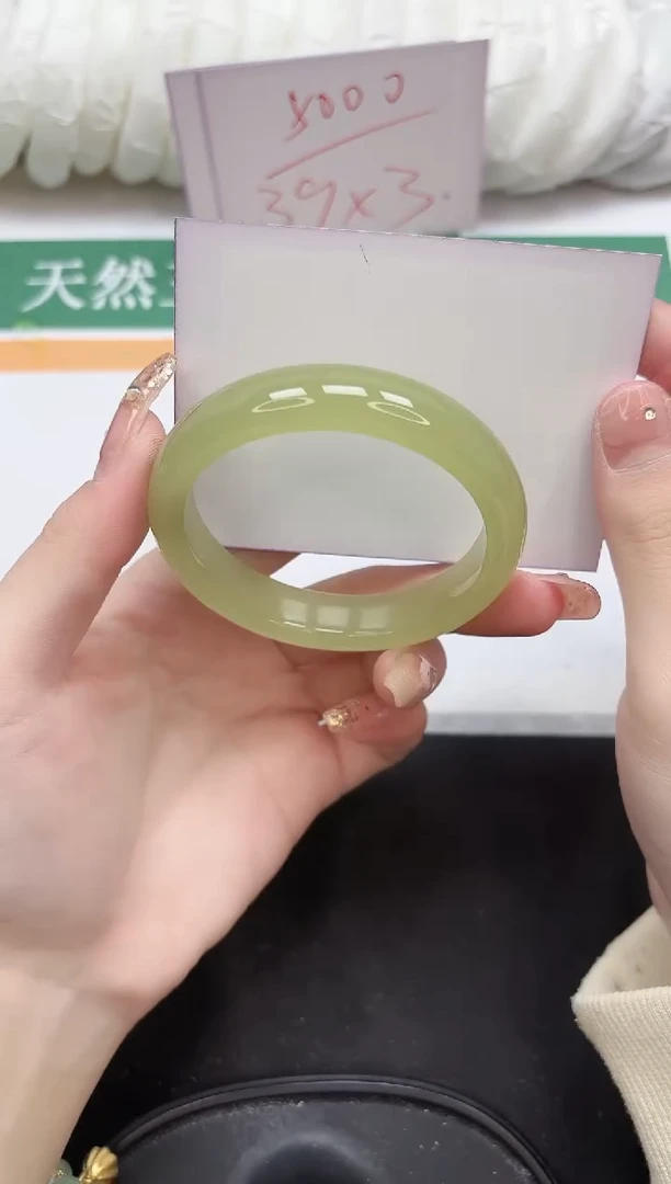 未镶嵌手镯石英质玉145-56.6