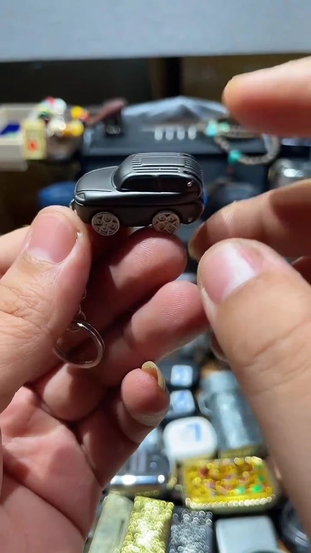 瓷片闪购商品 如图所示