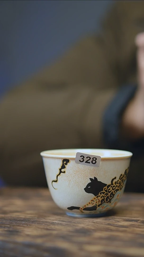 【闪购商品】328景德镇手绘玄猫窑变杯