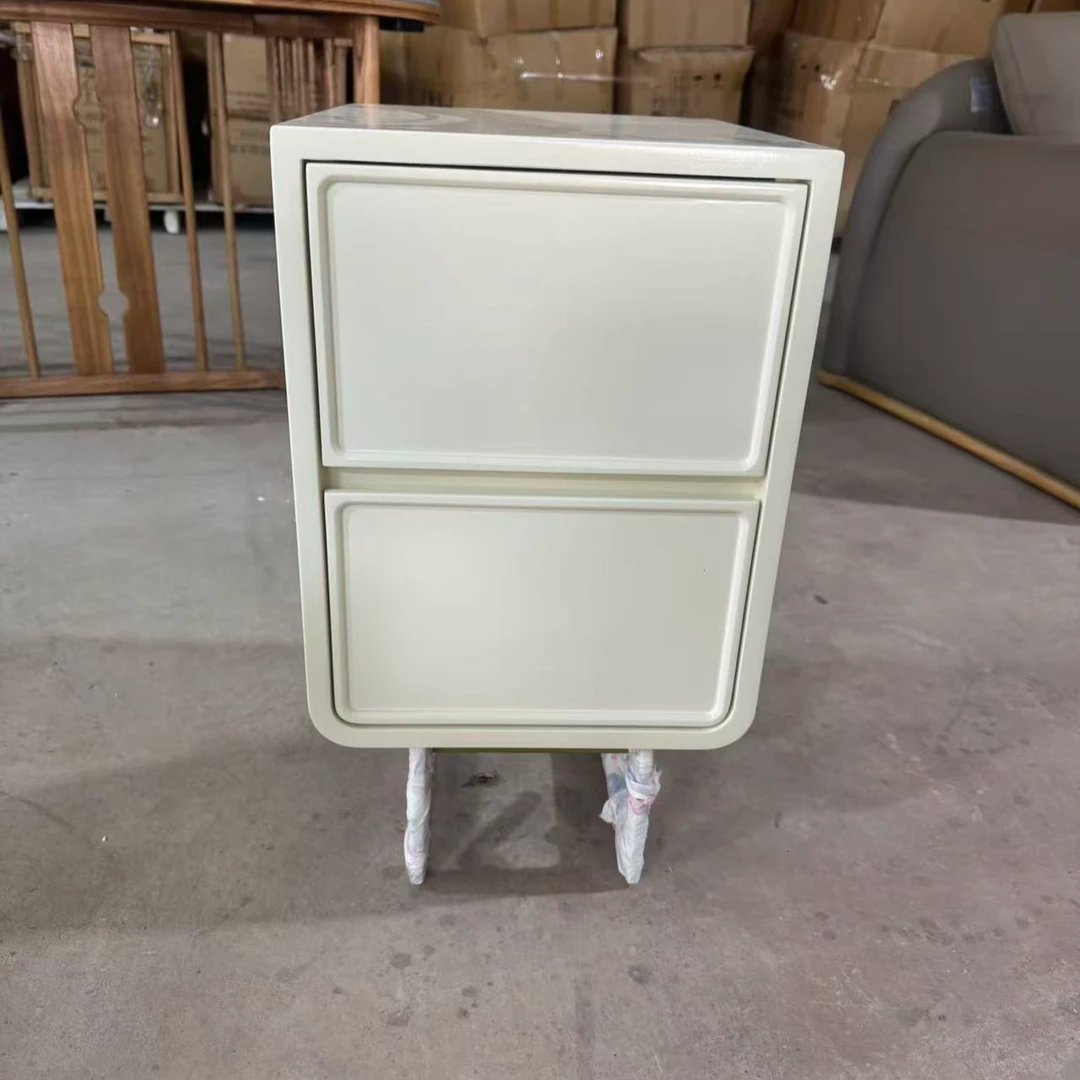 PYDSSQ_CTG001床头柜