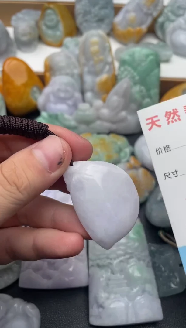 吊坠(不含链)未镶嵌翡翠1