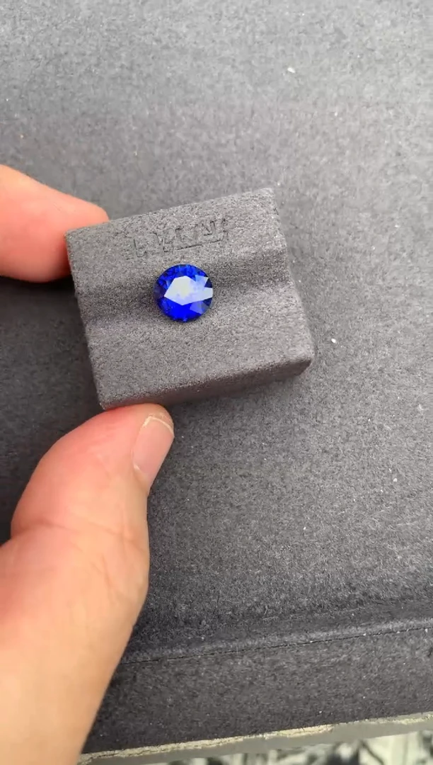 裸石蓝宝石2.2ct皇家蓝 BE 定制