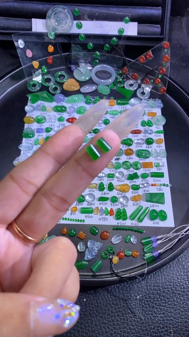 未镶嵌挂件翡翠柱子