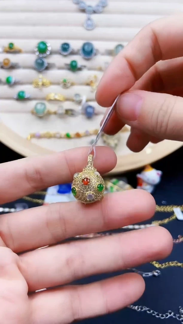 翡翠银S925镶嵌颈饰21