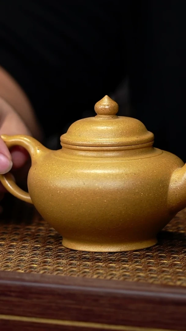 茶壶紫砂黄金段 笑樱