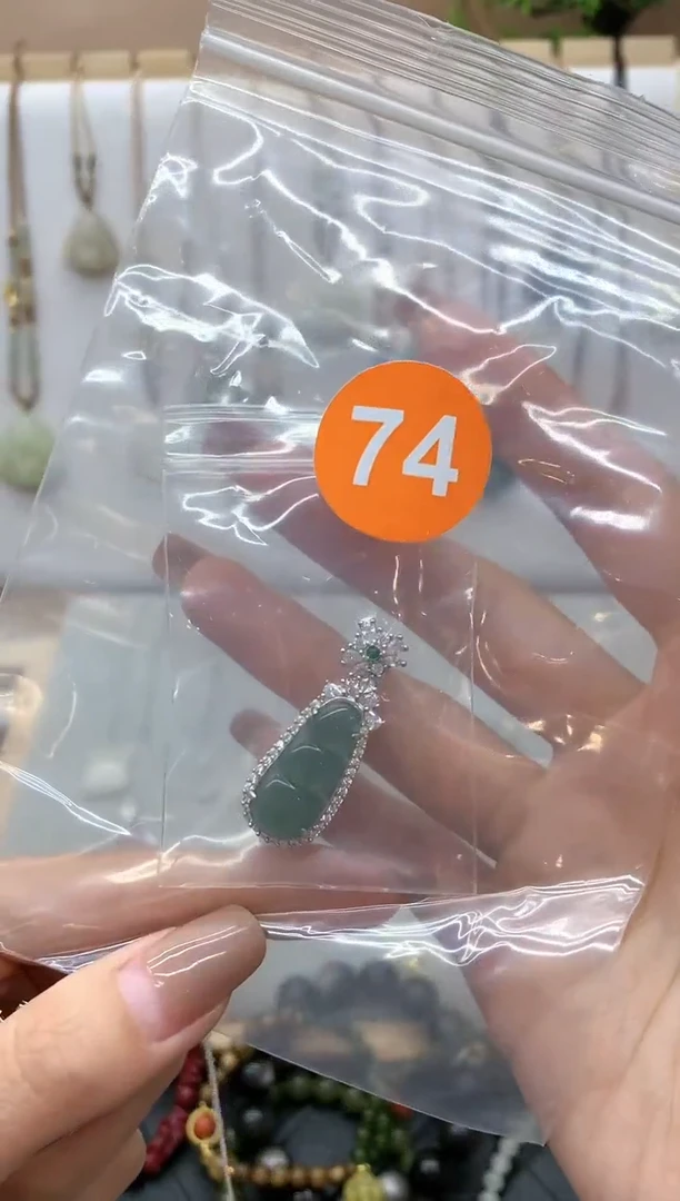 【闪购商品】翡翠颈饰银S925镶嵌吊坠4