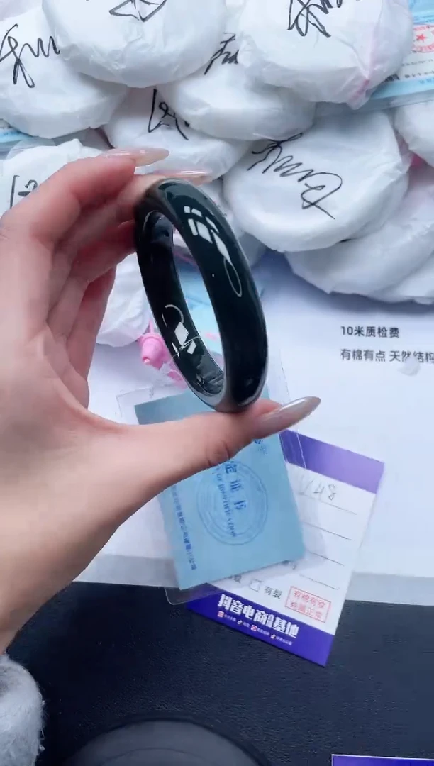 未镶嵌手镯和田玉17V48-56