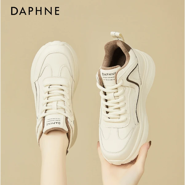 达芙妮老爹鞋女秋冬2025新款加绒棉鞋厚底高帮小白鞋轻便运动鞋子