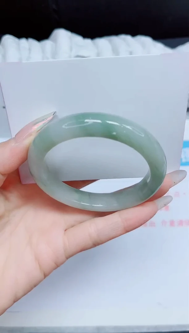 石英质玉手镯未镶嵌306