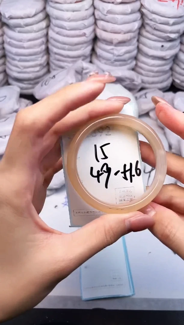 手镯玛瑙/玉髓未镶嵌1392