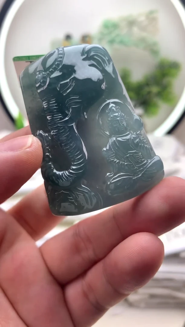 颈饰未镶嵌翡翠普贤