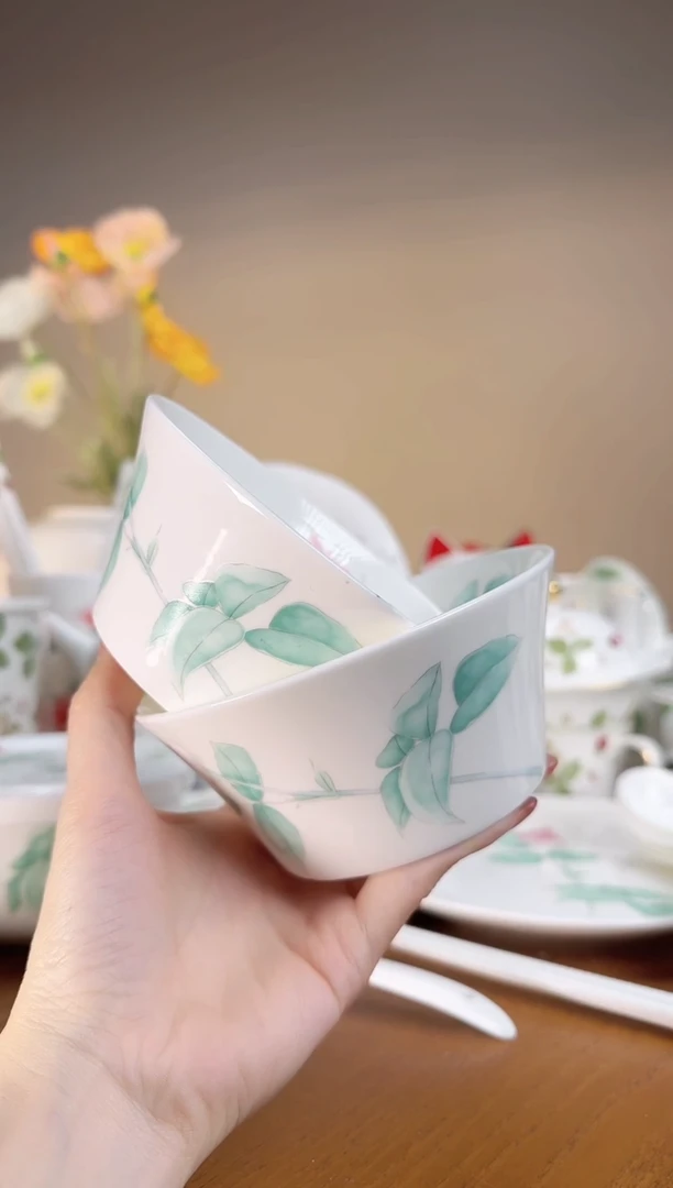 【闪购商品】玫瑰高骨瓷米碗2个