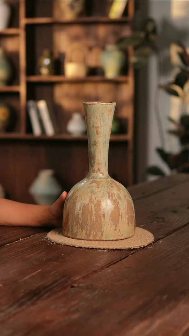 摆件13-103高28口7误差2无孔