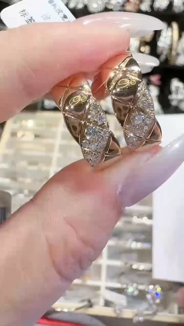 18K金镶嵌戒指钻石菱格戒指12#13#（多样性发其一）