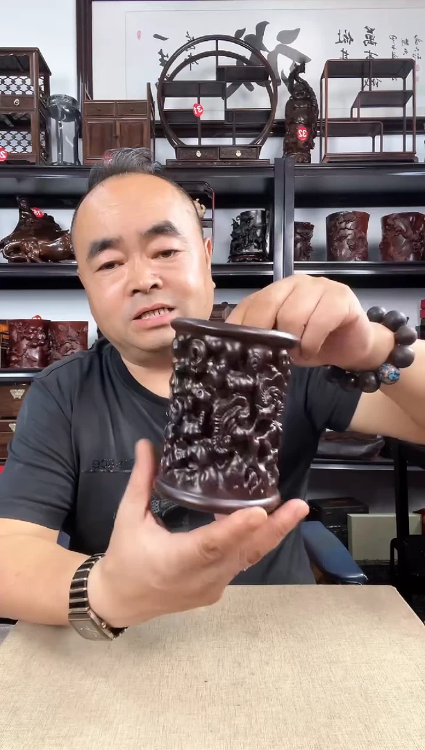 木新款笔筒老李红木工艺品