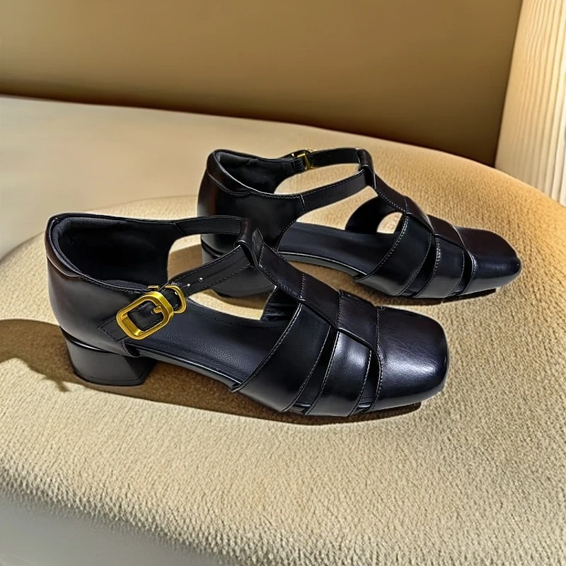 25款夏季真皮方头女士黑色包头复古时尚百搭时装休闲中跟罗马凉鞋