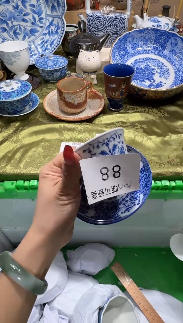 瓷片吃****王铺名称 喵可瓷器 闪购类型 定向 吃橙子的虚伪君王