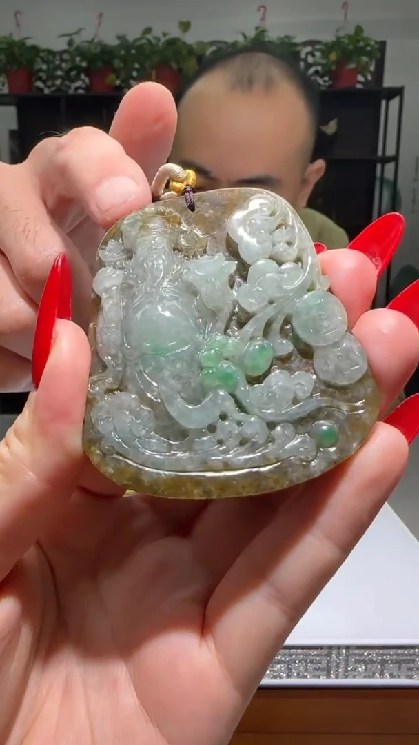 【闪购商品】翡翠颈饰未镶嵌天然翡翠A货吊坠