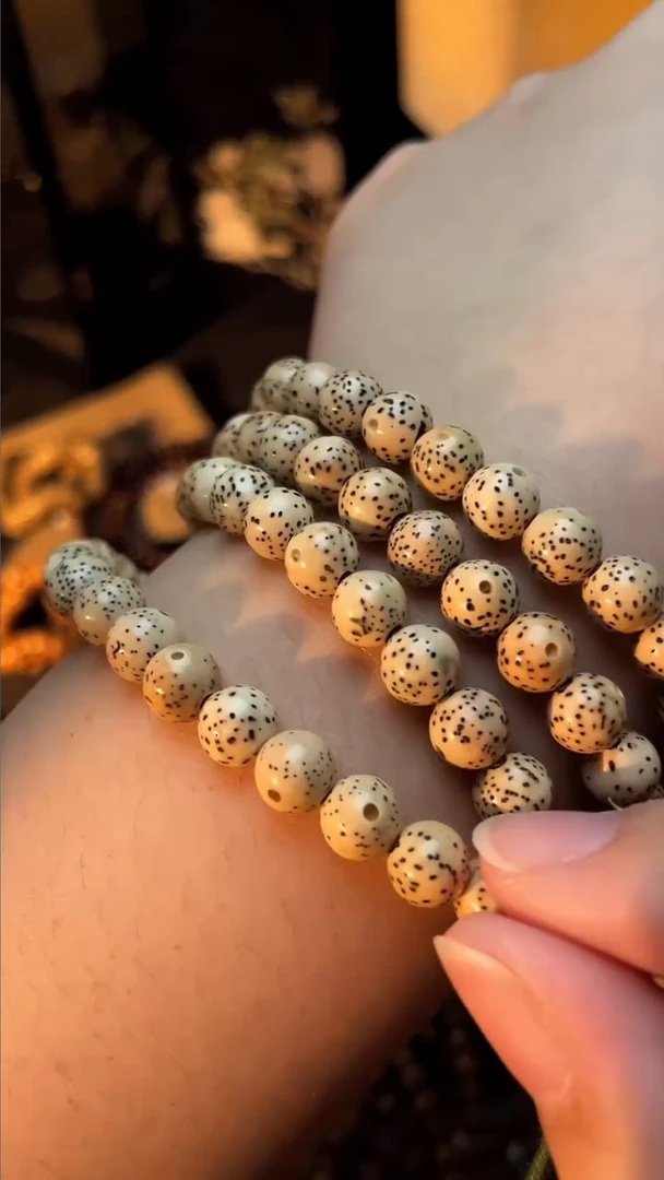 吊坠星月菩提精工级陈籽7圆珠长串（B）