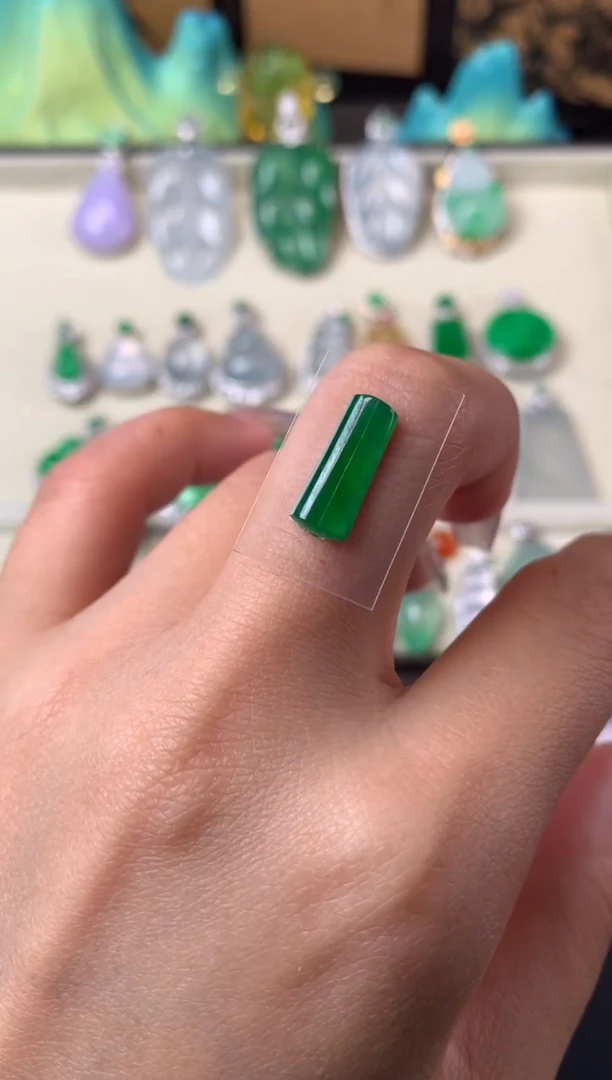 未镶嵌定制翡翠裸石（镶嵌定制）