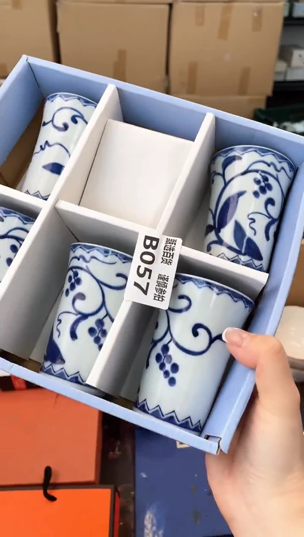 杯美****X甄选百货 谨慎参拍