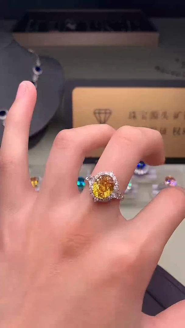 银S925镶嵌戒指黄色碧玺..........