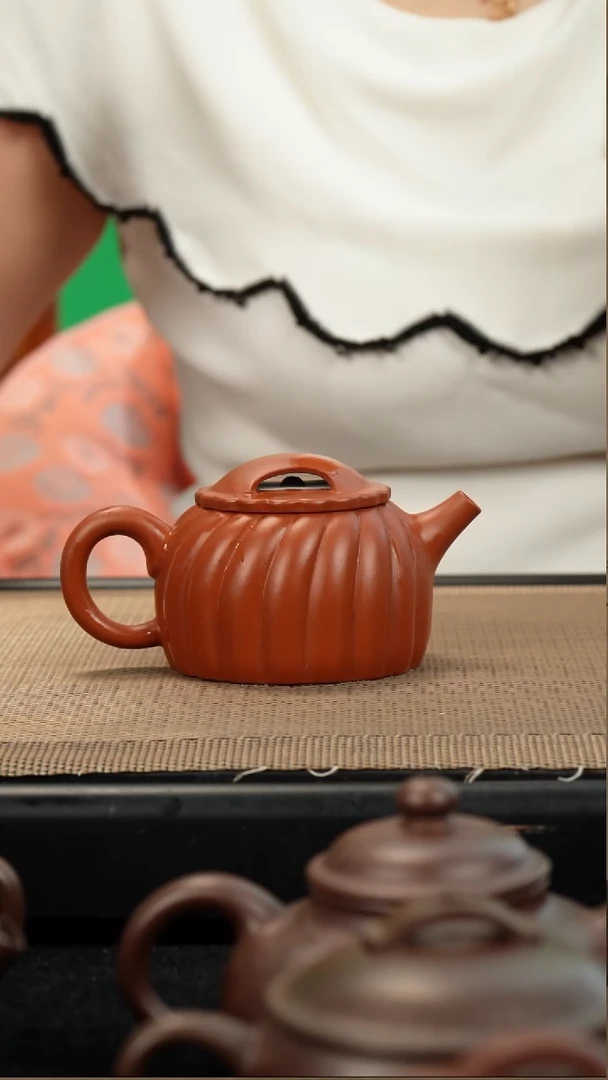 茶壶紫砂朱泥筋纹牛盖150
