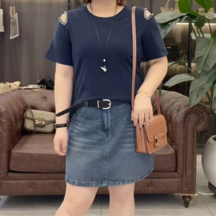 韩版小心机漏肩手缝钻宽松显瘦洋气半袖（衣长67左右）