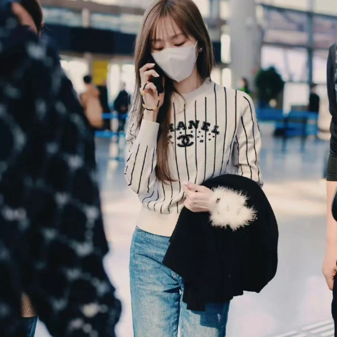 99新 Chanel/香奈儿 23P羊绒针织黑白条纹毛衣 40码