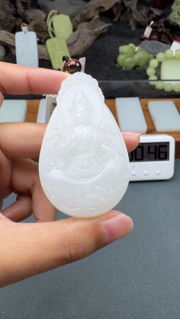 颈饰未镶嵌和田玉1