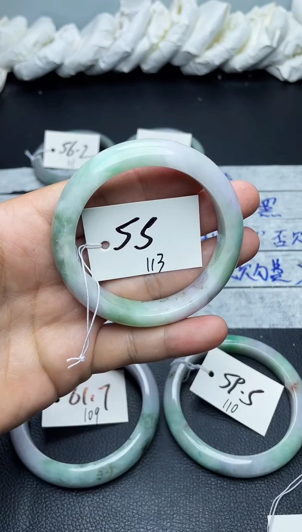 未镶嵌手镯翡翠113