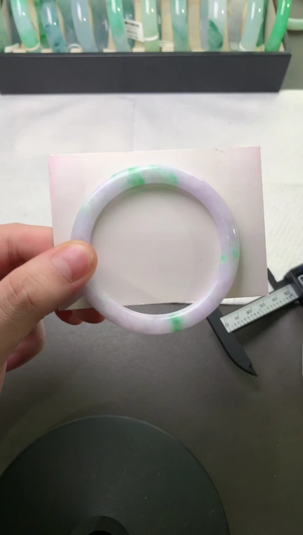 未镶嵌手镯（圆镯）翡翠55*7.4*7.8