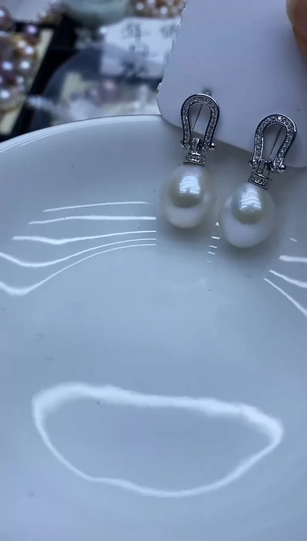 未镶嵌耳饰淡水珍珠多样性发其一
